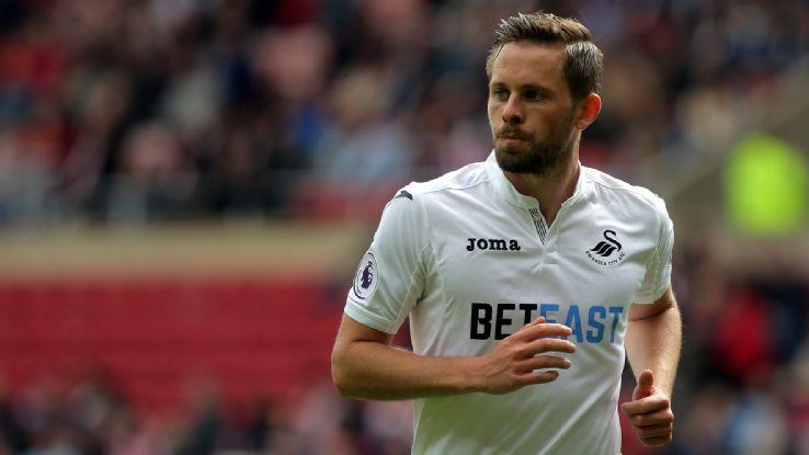 火箭哈登末节爆发连得15分