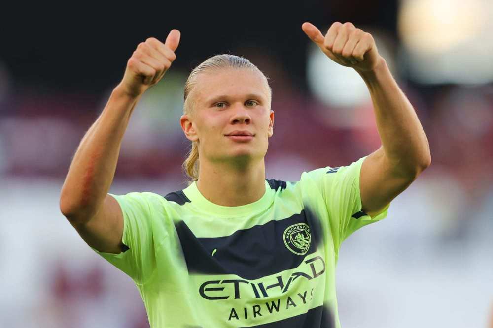 2025／26赛季英超：西汉姆联0-2利物浦！萨拉赫替补席见证利物浦重生（英超2025／26赛季：利物浦2-0客胜西汉姆，萨拉赫替补席目睹红军复苏）