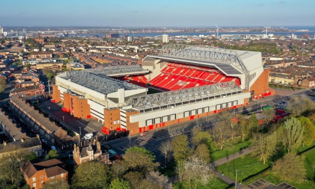 随着阿森纳2-0，利物浦1-1，切尔西1-3爆冷，英超最新积分榜出炉