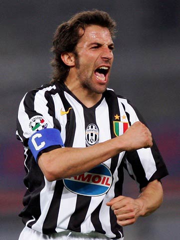 世体：布鲁日主场可容纳近30000人，巴萨将有1300名球迷助威