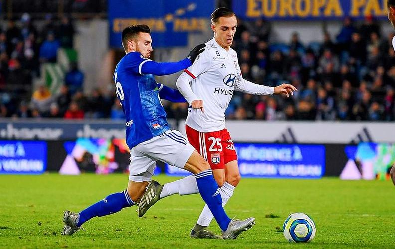 英超战报：曼联客场战胜埃弗顿,（英超：曼联客场力克埃弗顿）