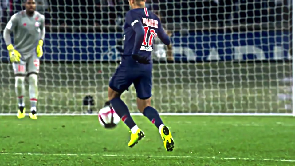 德天空：国米希望免签莱比锡17岁攻击手萨卡尔（德天空：国米有意免签莱比锡17岁前场新星萨卡尔）