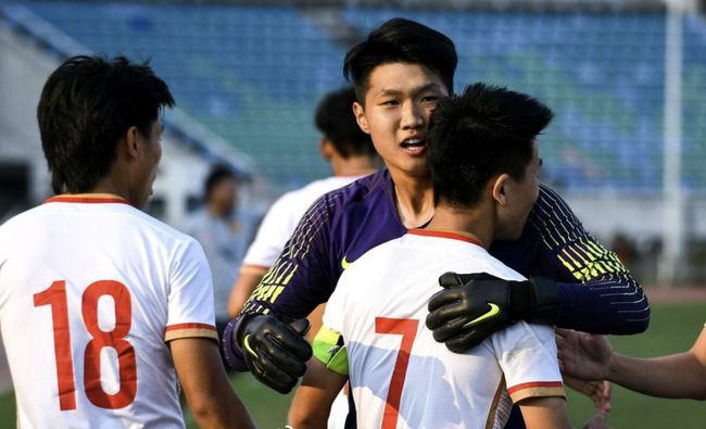 B费获评9.3分+加冕MVP：无敌双响炮+大师级挑传助攻，太丝滑了