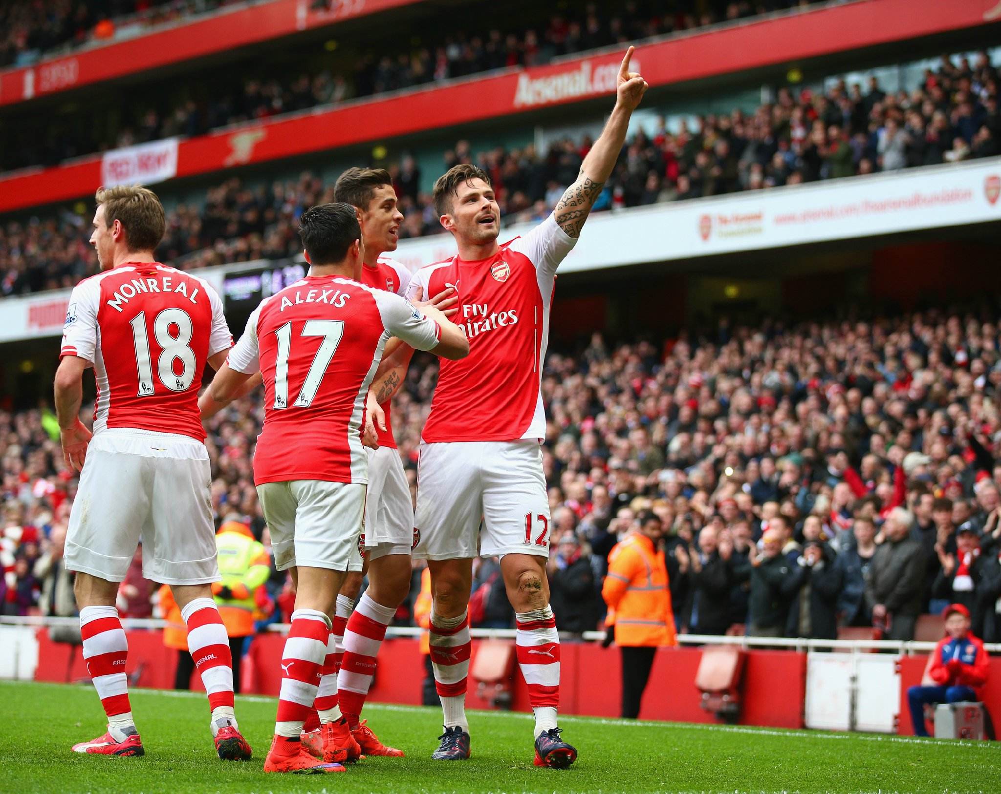 巴顿：很遗憾自己因伤没赶上最后几轮比赛，朋友们明年见