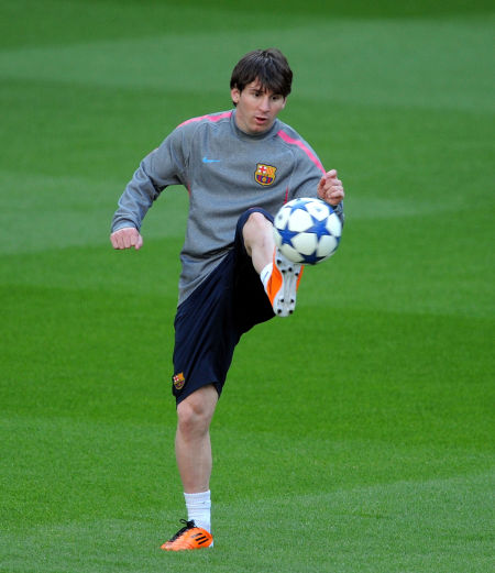 一日英超动向：曼联利物浦难兄难弟，阿森纳领跑态势不可阻挡