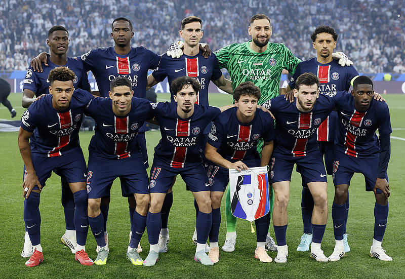 本赛季东契奇缺席时里夫斯场均40分10助攻，今日三节36+9