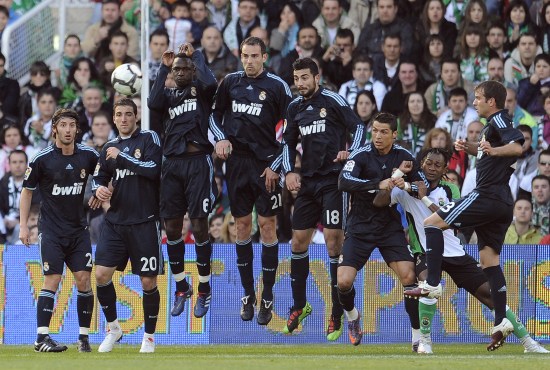 澳超前瞻：阿德莱德联本赛季客场全败，惠灵顿凤凰急需主场抢分